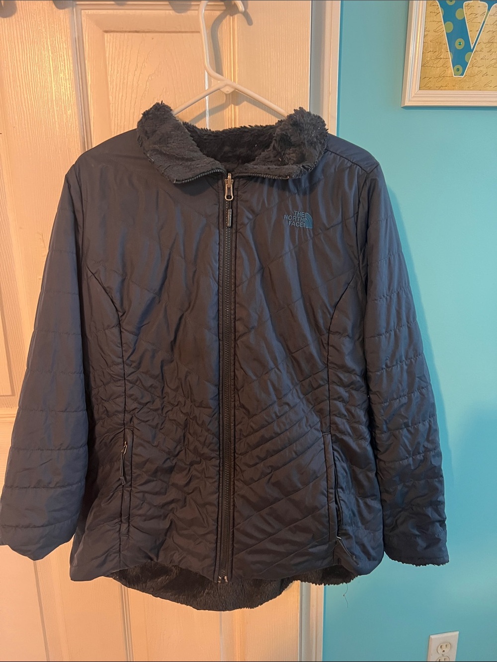 The North Face Black Quilted Faux-Fur Trim Jacket